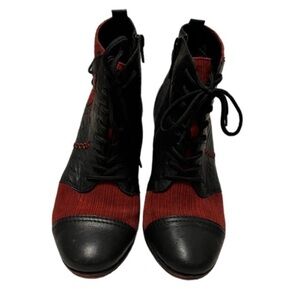 Remonte Women's Black and Red Ankle Boots